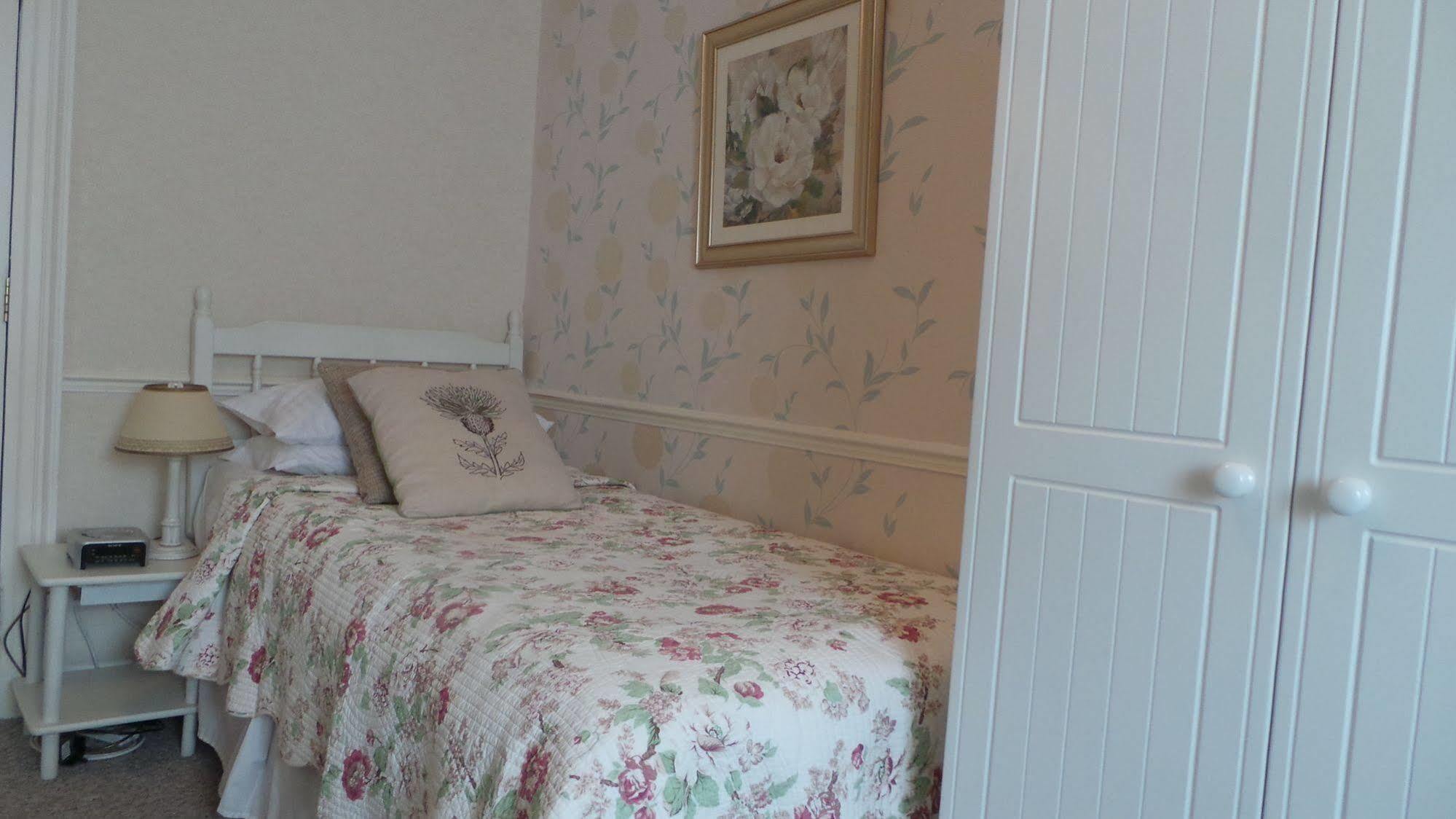 Comelybank Guesthouse Крифф Экстерьер фото