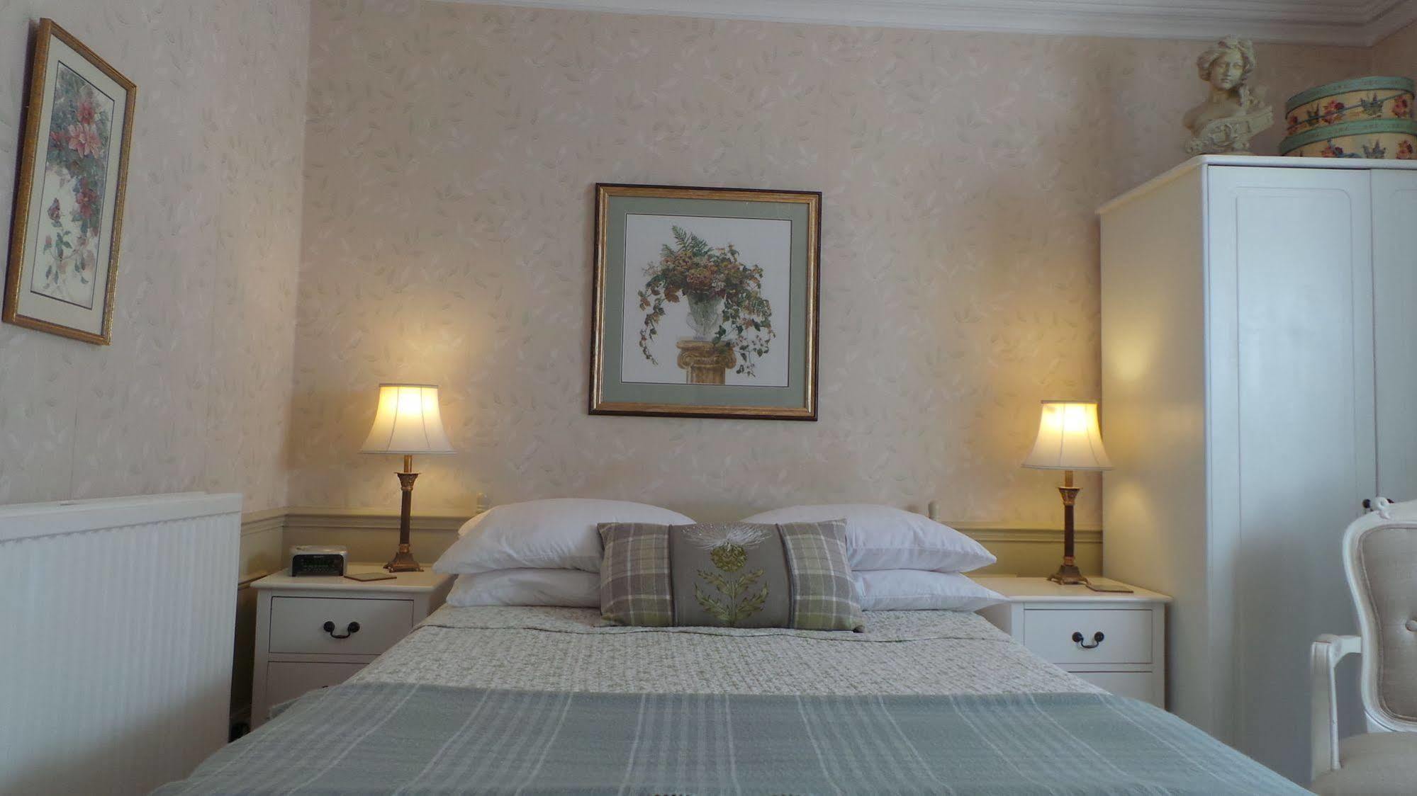 Comelybank Guesthouse Крифф Экстерьер фото