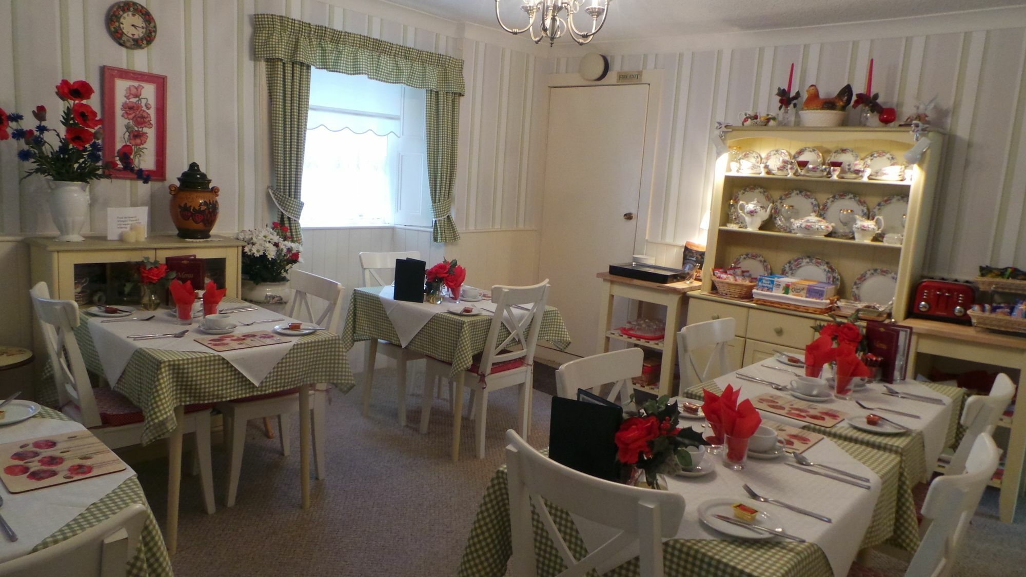 Comelybank Guesthouse Крифф Экстерьер фото