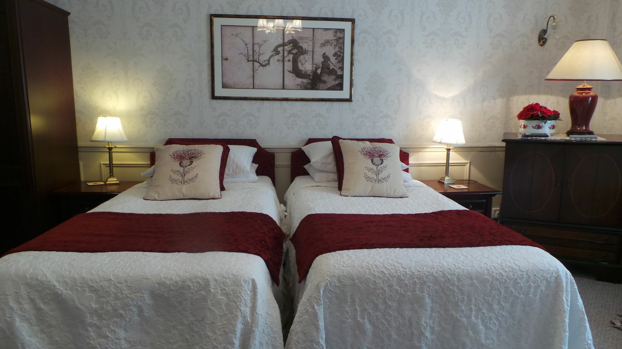 Comelybank Guesthouse Крифф Экстерьер фото