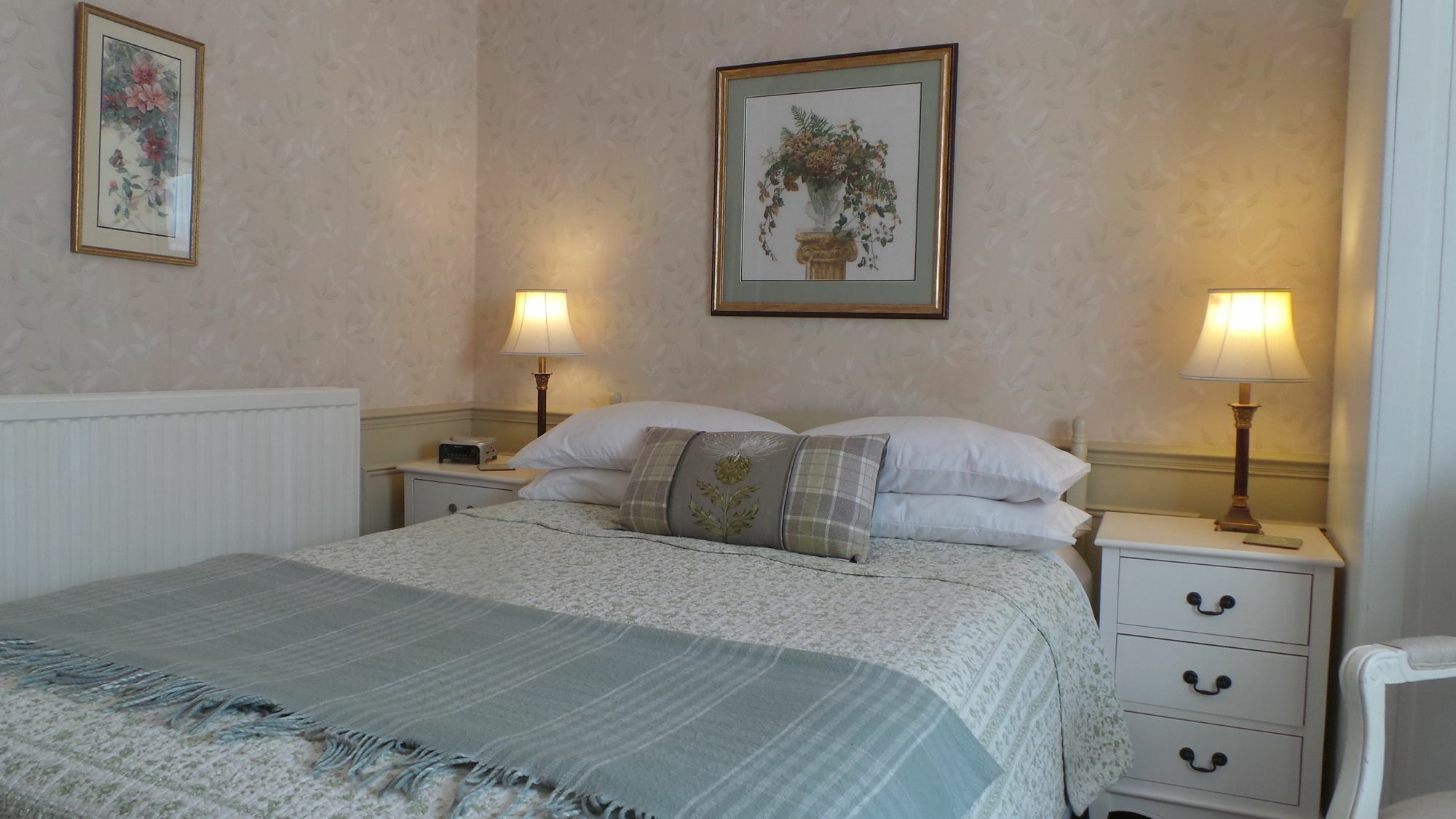 Comelybank Guesthouse Крифф Экстерьер фото